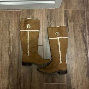 Tommy Hilfiger Women's Cognac Suede Sherpa Lined Tall Winter Boots